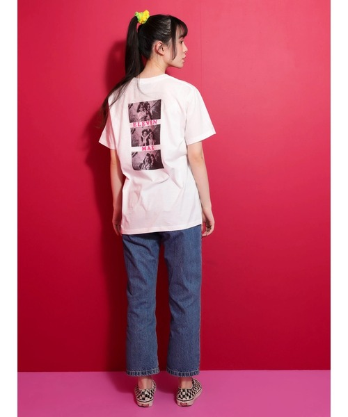 Green Parks(グリーンパークス)の「■STRANGER THINGS マテリアルガールズT(Tシャツ/カットソー・レディース・オフホワイト・FREE)」の7枚目の写真
