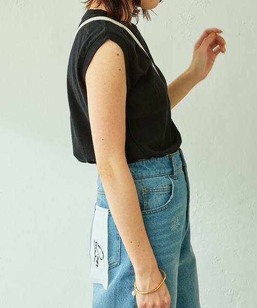 HANES（ヘインズ）の「Hanes/2枚組ノースリカットソー（Tシャツ/カットソー・レディース・ブラック/グレー・MEDIUM）」の13枚目の写真