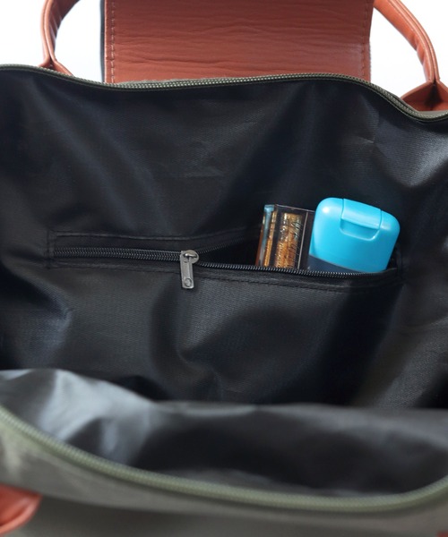 florist(フローリスト)の「【2WAY】大容量配色レザービッグサイズトラベルボストンバッグ/ショルダーバッグ(ボストンバッグ・レディース・ベージュ/ブラック/グレー/カーキ/パープル/ダークグリーン/ライトグリーン/サンドベージュ/ピンク・FREE)」の17枚目の写真