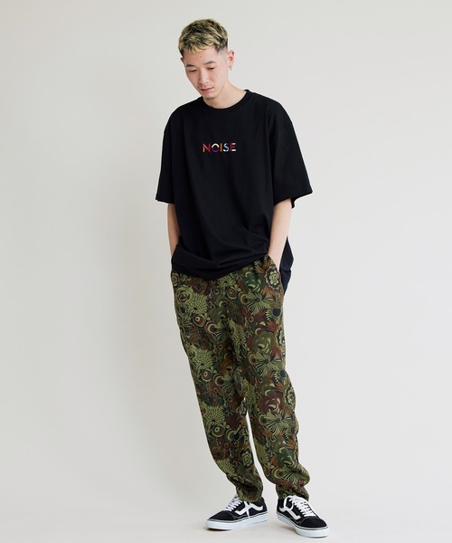 NOISE MAKER（ノイズメーカー）の「カラフルロゴ刺繍Tシャツ（Tシャツ/カットソー・メンズ・ホワイト/ブラック/グリーン・M/L/XL）」の11枚目の写真