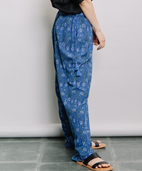 refinedworks(リファインドワークス)の「ボタニカルタッセルセミワイドPT(その他パンツ・レディース・オレンジ/ブルー・FREE)」の20枚目の写真