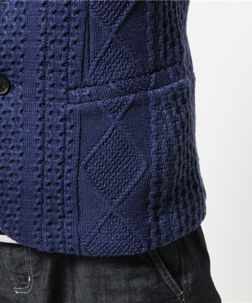 TATRAS CONCEPT STORE(タトラスコンセプトストア)の「03byKNITT03(ゼロスリー)ケーブルニットジャケット(テーラードジャケット・メンズ・グレー/ネイビー・1/2)」の9枚目の写真