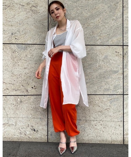 LiSeek（リシーク）の「【LiSeeK】シアーロングシャツ（シャツ/ブラウス・レディース・ホワイト/ピンク/グリーン・FREE）」の2枚目の写真