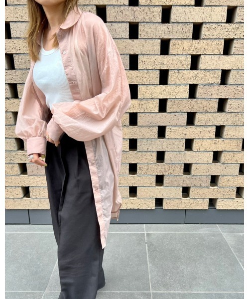 LiSeek（リシーク）の「【LiSeeK】シアーロングシャツ（シャツ/ブラウス・レディース・ホワイト/ピンク/グリーン・FREE）」の3枚目の写真