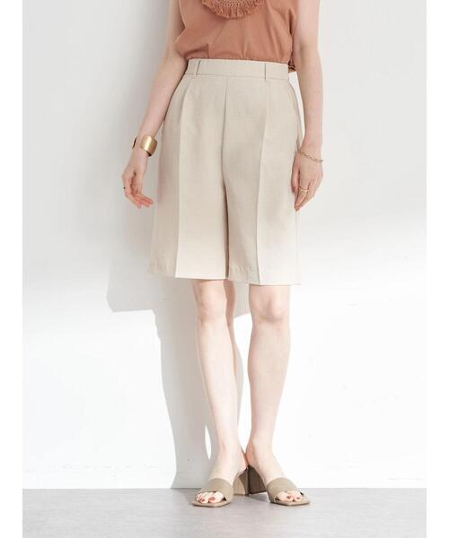 earth music&ecology(アースミュージックアンドエコロジー)の「タックハーフパンツ(その他パンツ・レディース・ライトイエロー/ライトベージュ/ブラック/ブルー系その他6・FREE)」の11枚目の写真