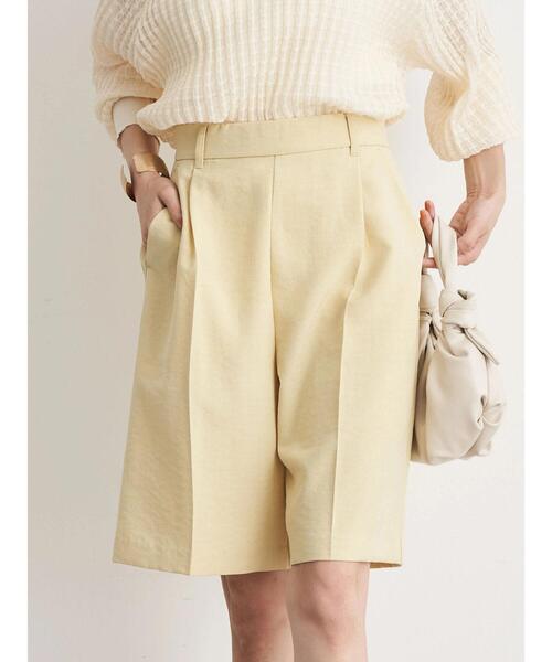 earth music&ecology(アースミュージックアンドエコロジー)の「タックハーフパンツ(その他パンツ・レディース・ライトイエロー/ライトベージュ/ブラック/ブルー系その他6・FREE)」の16枚目の写真