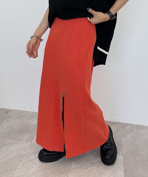 PAGEBOY（ページボーイ）の「ZIPスリットスエットタイトスカート（スカート・レディース・ブラック/オレンジ系その他/ホワイト系その他・FREE）」の3枚目の写真