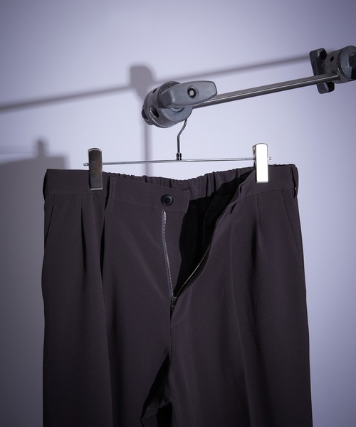 JUNRED（ジュンレッド）の「スムースタッチワイドストレートパンツ（スラックス・メンズ・チャコールグレー/グレー系その他/ブルー系その他4・S/M/L）」の9枚目の写真