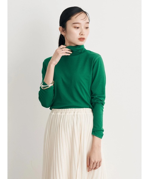 earth music&ecology(アースミュージックアンドエコロジー)の「タートルネックリブカットプルオーバー(Tシャツ/カットソー・レディース・グリーン/アイボリー/ブラック/イエロー・S/M)」の14枚目の写真