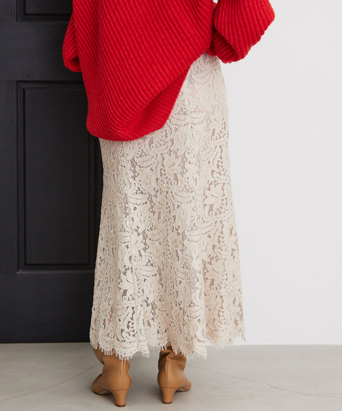 IENA（イエナ）の「レースフレアスカート（スカート・レディース・ベージュ/ブルー/ナチュラル・40/38/36/34）」の16枚目の写真