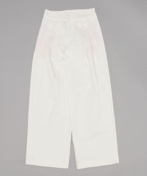 Q(キュー)の「デニムワイドタックパンツ(デニムパンツ・レディース・ネイビー/アイボリー・SMALL/MEDIUM)」の7枚目の写真