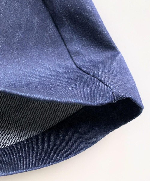 Q(キュー)の「デニムワイドタックパンツ(デニムパンツ・レディース・ネイビー/アイボリー・SMALL/MEDIUM)」の14枚目の写真