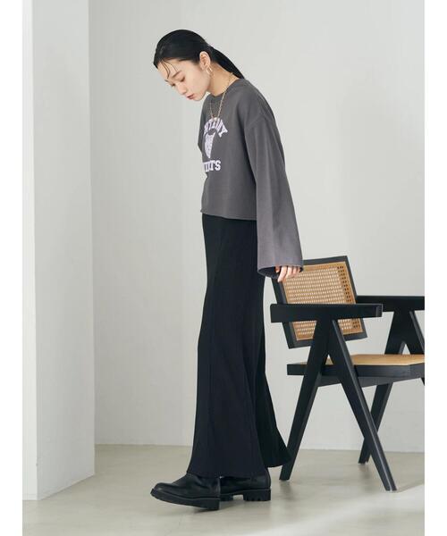 earth music&ecology(アースミュージックアンドエコロジー)の「ミニ裏毛フロッキーロゴプルオーバー(Tシャツ/カットソー・レディース・チャコールグレー/ブラウン/ホワイト系その他・FREE)」の19枚目の写真