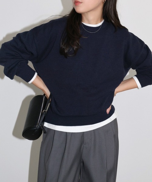 andme（アンドミー）の「【新色追加】クルーネック無地ボーダー長袖ニットトップス（ニット/セーター・レディース・ブラック/クリーム/グレー/キャメル/ピンク/グリーン/ライトイエロー/カーキオリーブ/ブルー系その他/オレンジ/ライトベージュ/レッド/ホワイト×ブラック/チャコールグレー/オフホワイト/ネイビー/ブラウン系その他・M/L）」の11枚目の写真