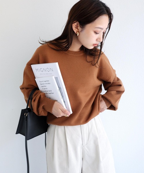 andme（アンドミー）の「【新色追加】クルーネック無地ボーダー長袖ニットトップス（ニット/セーター・レディース・ブラック/クリーム/グレー/キャメル/ピンク/グリーン/ライトイエロー/カーキオリーブ/ブルー系その他/オレンジ/ライトベージュ/レッド/ホワイト×ブラック/チャコールグレー/オフホワイト・M/L）」の13枚目の写真