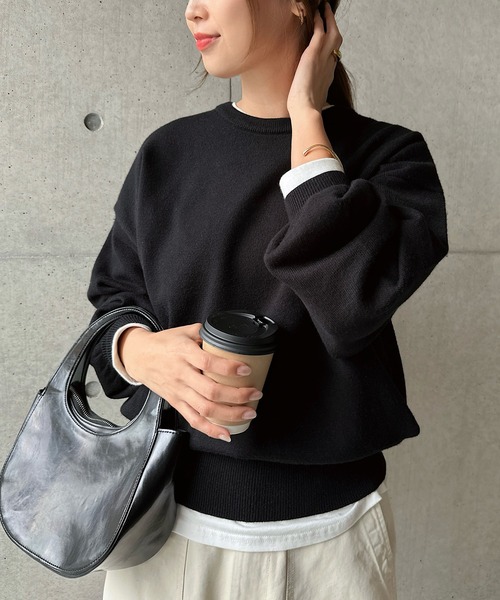 andme（アンドミー）の「【新色追加】クルーネック無地ボーダー長袖ニットトップス（ニット/セーター・レディース・ブラック/クリーム/グレー/キャメル/ピンク/グリーン/ライトイエロー/カーキオリーブ/ブルー系その他/オレンジ/ライトベージュ/レッド/ホワイト×ブラック/チャコールグレー/オフホワイト・M/L）」の18枚目の写真