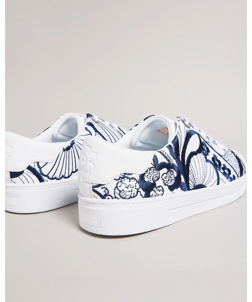 Ted Baker(テッドベーカー)の「KEMMII レトロプリント スニーカー(スニーカー・レディース・ホワイト・38/36/37/39)」の6枚目の写真