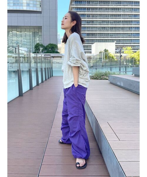 Ungrid（アングリッド）の「【WEB限定】スリーブボリュームスウェット（スウェット・レディース・ライトグレー/ブラウン/レッド/ピンク/オレンジ/ブルー/グリーン・FREE）」の21枚目の写真