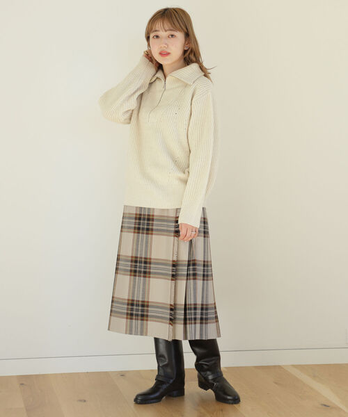 Ray BEAMS（レイビームス）の「Ray BEAMS / アゼアミ ハーフジップ ポロ ニット（ニット/セーター・レディース・オフホワイト/ブラウン・ONE SIZE）」の3枚目の写真