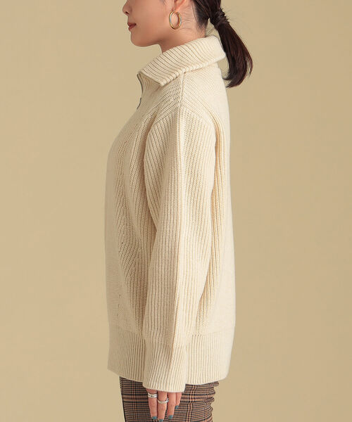 Ray BEAMS（レイビームス）の「Ray BEAMS / アゼアミ ハーフジップ ポロ ニット（ニット/セーター・レディース・オフホワイト/ブラウン・ONE SIZE）」の13枚目の写真