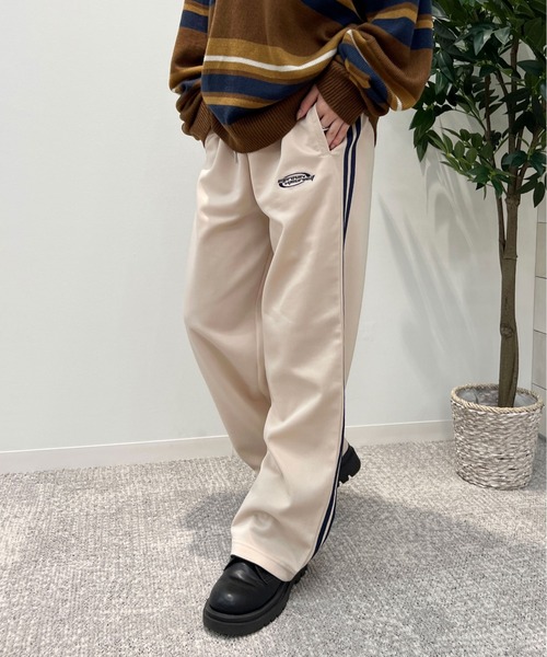 sedacle（セダクル）の「サイドダブルライントラックパンツ【SETUP着用可能】（その他パンツ・メンズ・カーキ/ブラック/アイボリー/ネイビー・MEDIUM/LARGE）」の2枚目の写真