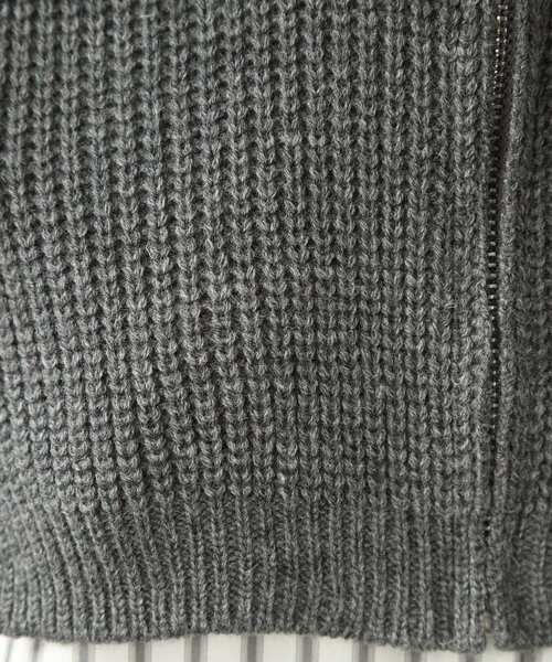 SHOO・LA・RUE（シューラルー）の「◆【いつものコーデにプラスして◎】ニットネックウォーマー（ネックウォーマー/スヌード・レディース・アイボリー/グリーン/グレー/ブラック・00）」の11枚目の写真