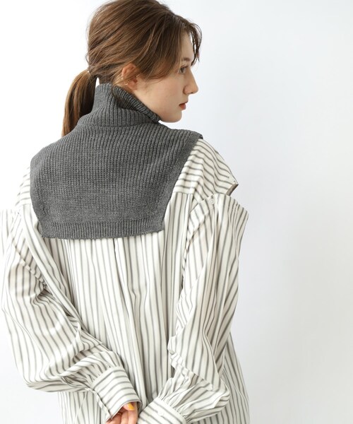 SHOO・LA・RUE（シューラルー）の「◆【いつものコーデにプラスして◎】ニットネックウォーマー（ネックウォーマー/スヌード・レディース・アイボリー/グリーン/グレー/ブラック・00）」の14枚目の写真