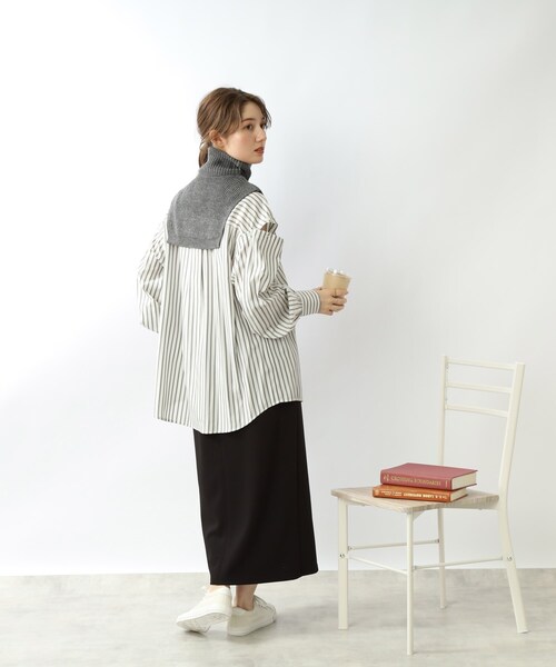 SHOO・LA・RUE（シューラルー）の「◆【いつものコーデにプラスして◎】ニットネックウォーマー（ネックウォーマー/スヌード・レディース・アイボリー/グリーン/グレー/ブラック・00）」の17枚目の写真