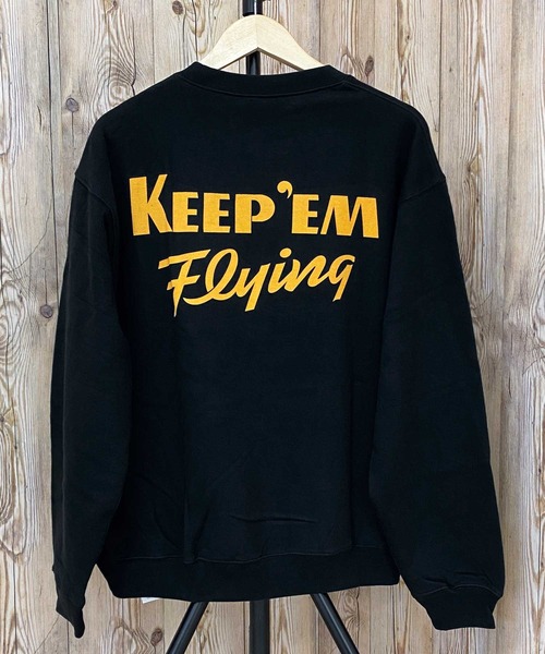 AVIREX（アヴィレックス）の「クラシックスウェット-KEEP-EM FLYING（スウェット・メンズ・ブラック/ライトグレー/ネイビー・XL/XXL/L/M）」の2枚目の写真