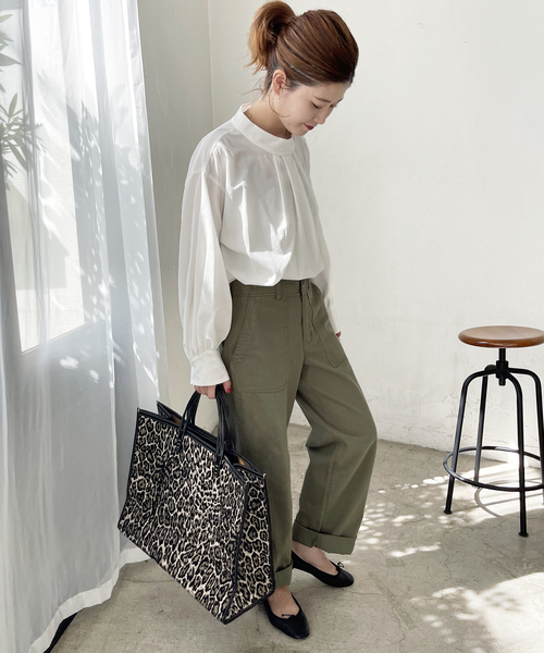 Spick & Span（スピックアンドスパン）の「スタンドカラーショルダー