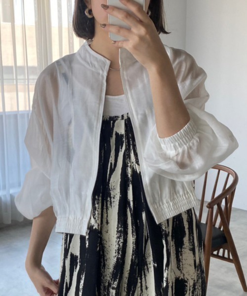 each（イーチ）の「テンセルシアージップブルゾン（ブルゾン・レディース・ホワイト/ベージュ/ブラック・FREE）」の2枚目の写真