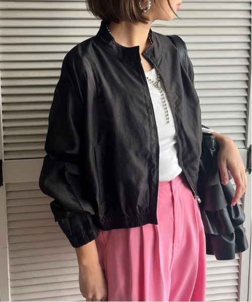 each（イーチ）の「テンセルシアージップブルゾン（ブルゾン・レディース・ホワイト/ベージュ/ブラック・FREE）」の3枚目の写真