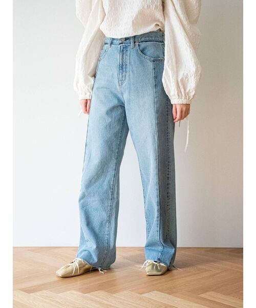 Ungrid（アングリッド）の「ウエストリメイクカットオフルーズデニム（デニムパンツ・レディース・ブルー・24inch/25inch/26inch）」の3枚目の写真