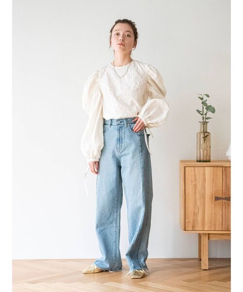 Ungrid（アングリッド）の「ウエストリメイクカットオフルーズデニム（デニムパンツ・レディース・ブルー・24inch/25inch/26inch）」の22枚目の写真