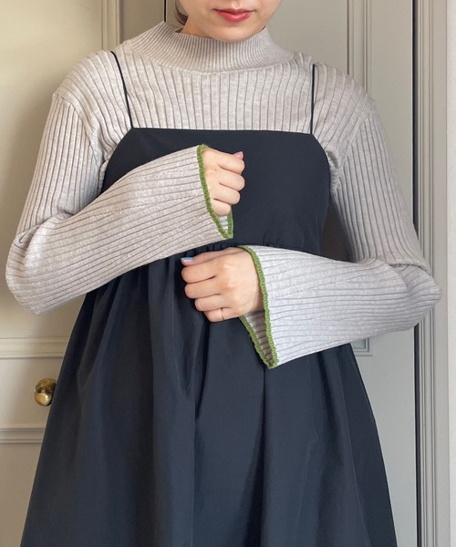 LOWRYS FARM(ローリーズファーム)の「ハイショクフレアスリーブロングスリーブ 176594(ニット/セーター・レディース・アイボリー/ホワイト/ブラック/グレー・FREE)」の4枚目の写真