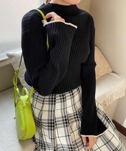 LOWRYS FARM(ローリーズファーム)の「ハイショクフレアスリーブロングスリーブ 176594(ニット/セーター・レディース・アイボリー/ホワイト/ブラック/グレー・FREE)」の3枚目の写真