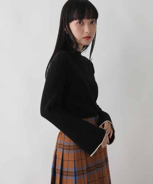 LOWRYS FARM(ローリーズファーム)の「ハイショクフレアスリーブロングスリーブ 176594(ニット/セーター・レディース・アイボリー/ホワイト/ブラック/グレー・FREE)」の19枚目の写真