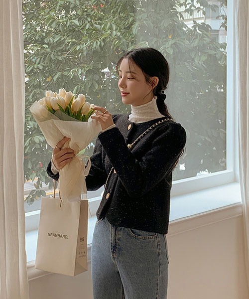 SONA(ソナ)の「SONYUNARA ゴールドボタンツイードジャケット(ノーカラージャケット・レディース・ブラック・ONE SIZE)」の10枚目の写真