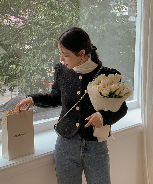 SONA(ソナ)の「SONYUNARA ゴールドボタンツイードジャケット(ノーカラージャケット・レディース・ブラック・ONE SIZE)」の9枚目の写真
