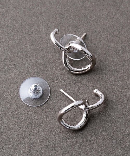 ANOH（アノー）の「リングフックピアス（ピアス（両耳用）・レディース・シルバー/ゴールド・FREE）」の12枚目の写真
