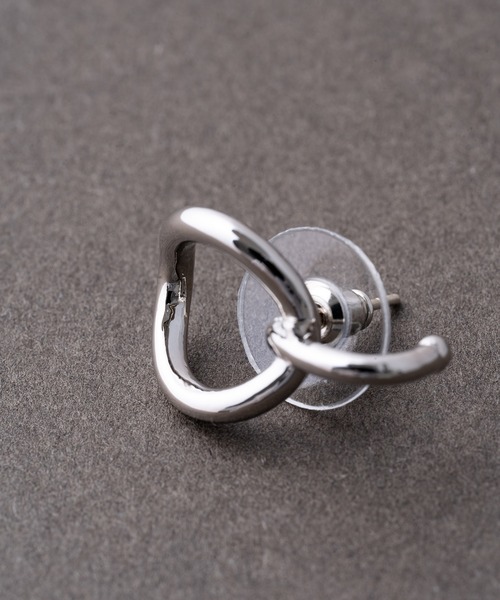 ANOH（アノー）の「リングフックピアス（ピアス（両耳用）・レディース・シルバー/ゴールド・FREE）」の14枚目の写真
