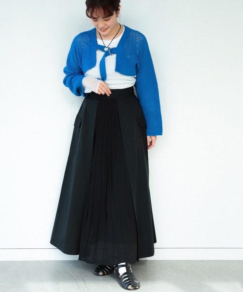 Ray BEAMS(レイビームス)の「Ray BEAMS / メッシュ アーム ボレロ(ニット/セーター・レディース・オフホワイト/ブルー/ブラック・ONE SIZE)」の6枚目の写真