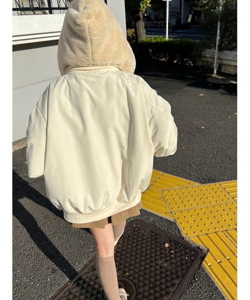 PHILLY（フィリー）の「フード付ボリュームMA-1（MA-1・レディース・グリーン系その他/グリーン×ピンク/アイボリー/ブラック・FREE）」の9枚目の写真