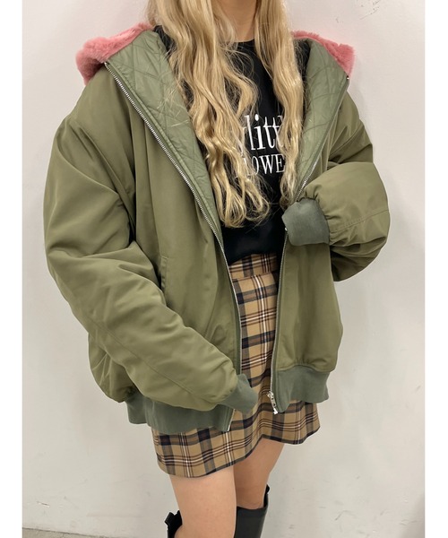 PHILLY（フィリー）の「フード付ボリュームMA-1（MA-1・レディース・グリーン系その他/グリーン×ピンク/アイボリー/ブラック・FREE）」の20枚目の写真