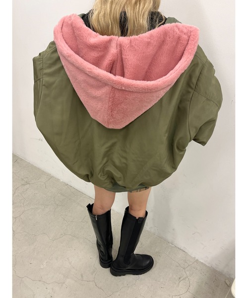 PHILLY（フィリー）の「フード付ボリュームMA-1（MA-1・レディース・グリーン系その他/グリーン×ピンク/アイボリー/ブラック・FREE）」の22枚目の写真