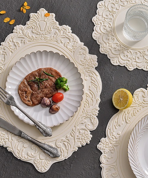 aimoha(アイモハ)の「レース柄シリコンマット【4サイズ】(ランチョンマット/テーブルウェア・レディース・ライトグレー/ピンク/ベージュ系その他/ベージュ系その他2/その他1/その他2/その他3/ダークグレー/ベージュ/グレー系その他2/グレー系その他3/グレー系その他4/グレー系その他5/ピンク系その他2/ピンク系その他3/グレー系その他/ピンク系その他/ブラック系その他2/ブラック/グレー/ブラック系その他/ブラック系その他3/グレー系その他6/ベージュ系その他3・SMALL/FREE/LARGE/MEDIUM)」の15枚目の写真