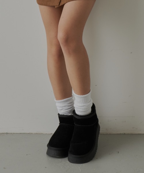 FIG&VIPER（フィグアンドバイパー）の「厚底ムートンブーツ（ブーツ・レディース・ブラック/キャメル・S/M/L）」の11枚目の写真