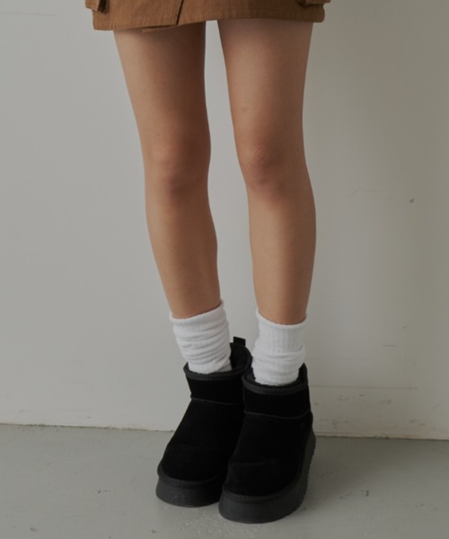 FIG&VIPER（フィグアンドバイパー）の「厚底ムートンブーツ（ブーツ・レディース・ブラック/キャメル・S/M/L）」の9枚目の写真