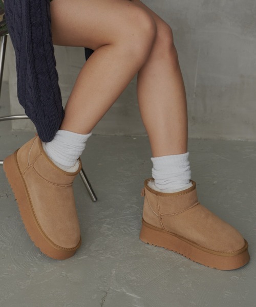 FIG&VIPER（フィグアンドバイパー）の「厚底ムートンブーツ（ブーツ・レディース・ブラック/キャメル・S/M/L）」の10枚目の写真