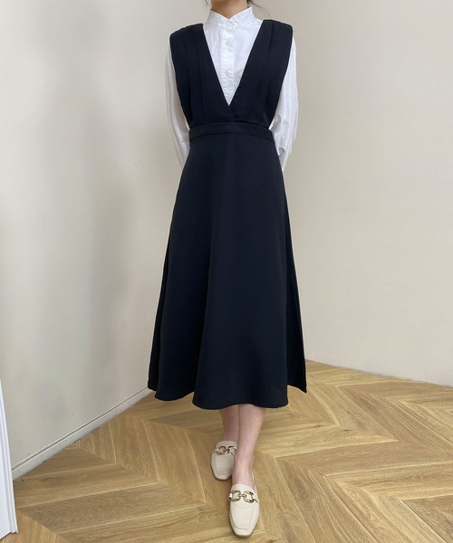 MAISON DE THERESE(メゾン ド テレーズ)の「Vネックベストワンピース(ワンピース・レディース・ブラック/ベージュ・L/M)」の5枚目の写真
